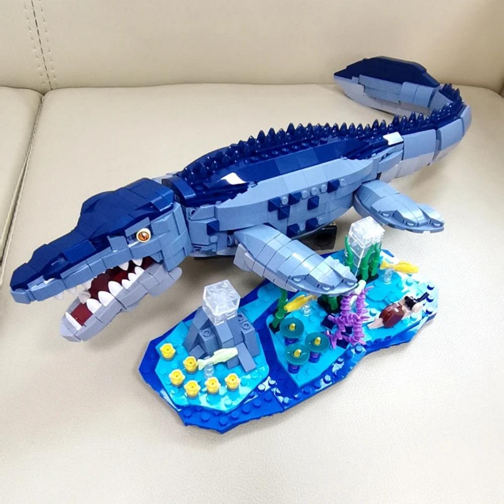 Buildmoc Jurassic Dinosaurs Park Triceratops Velociraptor Mosasaur Tyrannosaurus Rex Baby MOC Building Blocks Toys for Children
