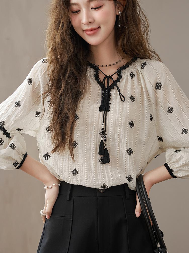 Mishow Women Blouse 2024 New Vintage Floral Lace Collar Long Sleeve Commuter Loose Casual All-match Clothing Tops MXD13X1358