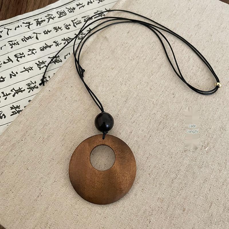 Retro Ethnic Heart Necklace: Wooden Flower Pendant Sweater Chain for Women