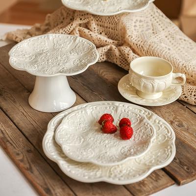 French Style Relief Ceramic Plates Home Retro Dessert Fruits Plate Creative Exquisite Cake Tray Daily Birthday Party Tableware