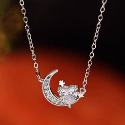 Collar de Corazón de Amor con Estrella y Luna para Mujer, Versátil Cadena para Clavícula con Colgante de Corazón de Melocotón