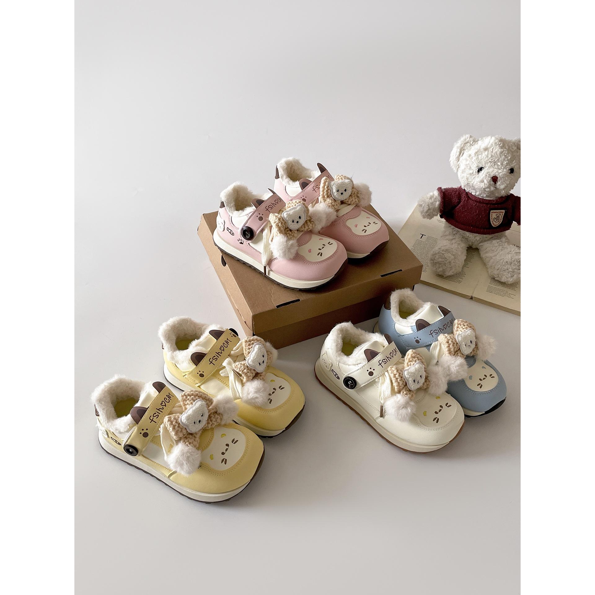 

Cute cartoon white platform snow cotton shoes for women s winter explosion to keep warm and wear velvet Forrest Gump board shoes 40 жовтий