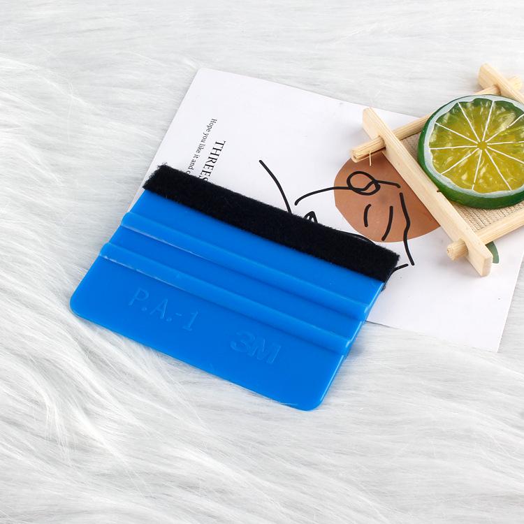 Color-Changing Protective Film Scraper with Replaceable Velvet Cloth for Car and Wallpaper Use