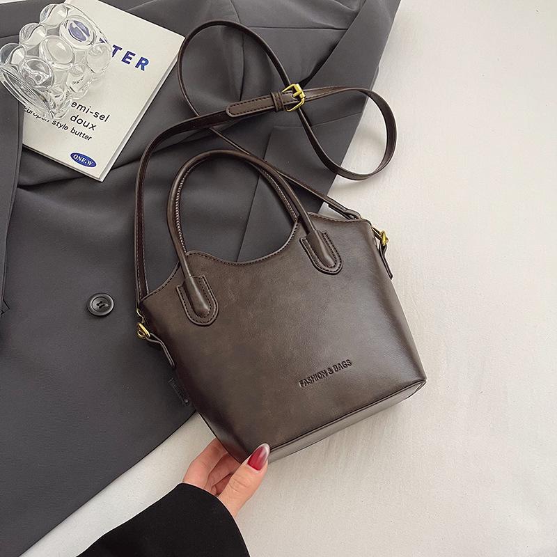 Women's winter new fashion simple solid color texture portable bucket bag daily commute shoulder messenger bag