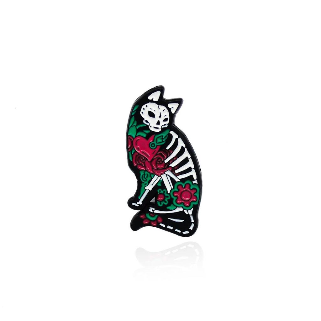 Trendy Halloween Animal Skull Brooch: Heart-Pounding Alloy Badge Ornament