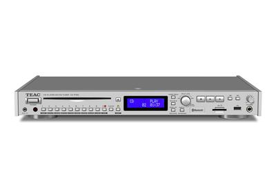 Stříbrný CD tuner TEAC Bluetooth Přehrávání z paměti SD Širokoúhlý FM kompatibilní optický výstup Dabing Kabel RCA Včetně CD-P750-S Přehrávač/AM/FM karta/USB