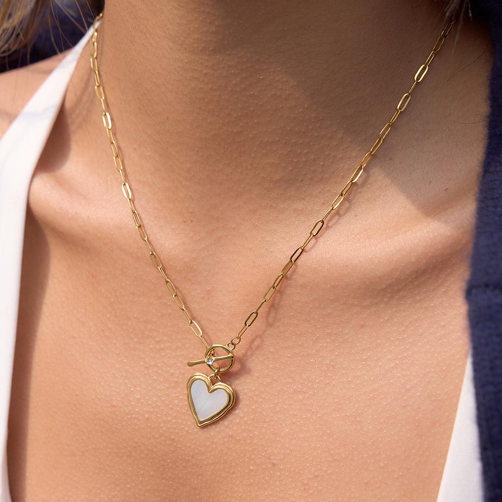 Youthway Elegant Heart Shape Shell Pendant Necklace For Women Romantic 18K Gold Plated Stainless Steel Necklace Fashion Jewelry