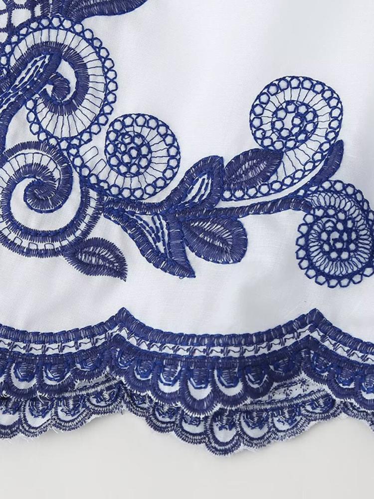 Вышитые рубашки с рукавами «летучая мышь» и юбками — фото 10