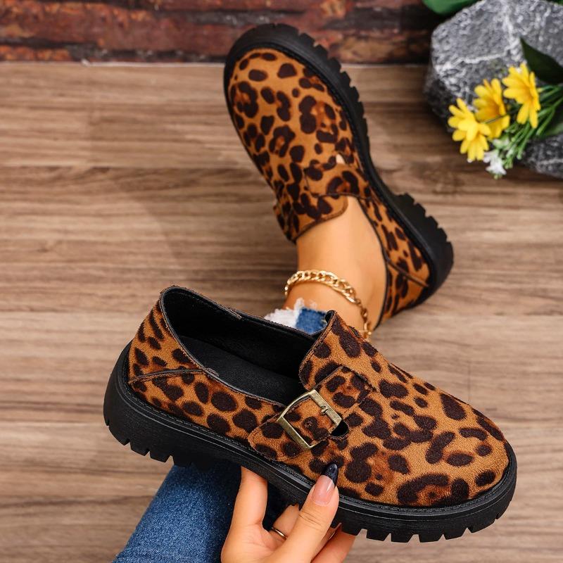 Fashion Leopard Loafers for Women 2025 Spring Summer Casual Slip On Flats Shoes Woman Metal Buckle Non Slip Walking Shoes Ladies