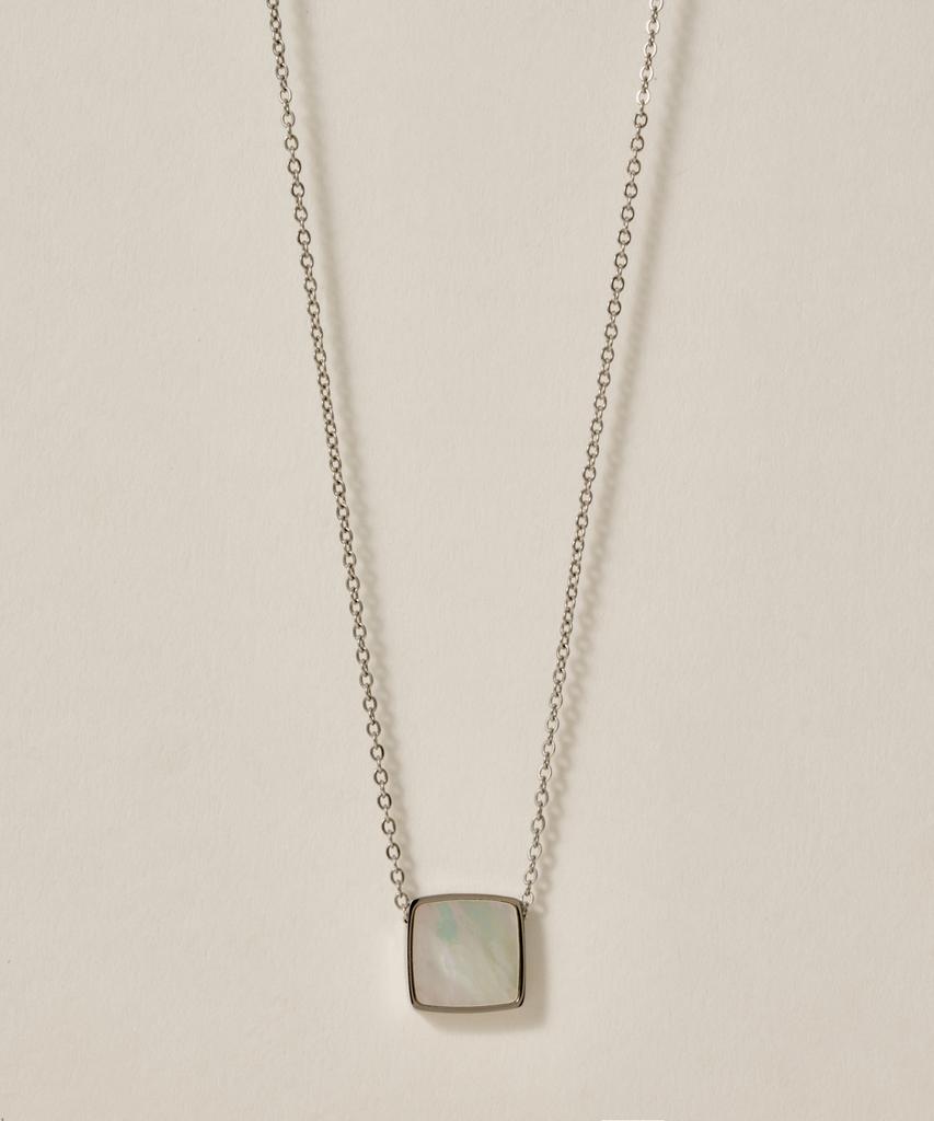 Novice Tokyo Onyx Pendant Necklace [Stainless] / Silver