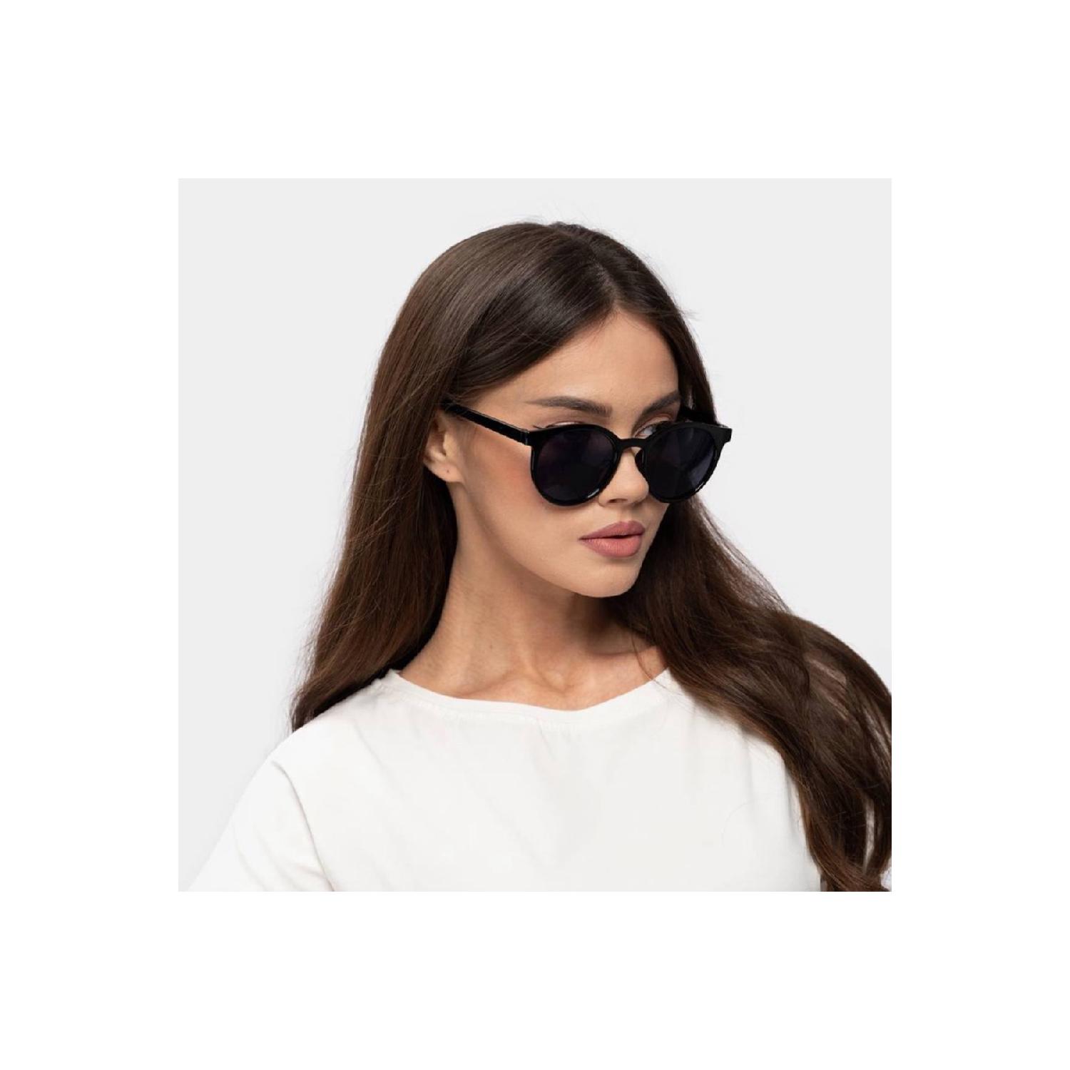 

Круглые солнцезащитные очки