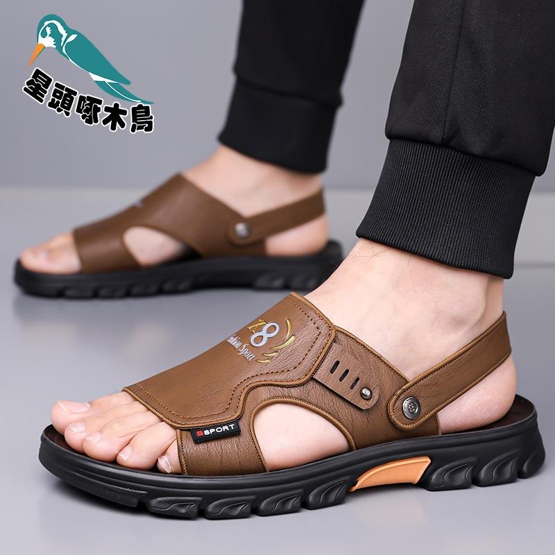 2025 Sommer tägliche Strandschuhe Ein-Pedal-Fahren Zwei Sandalen tragen Schuhe für Väter mittleren Alters Hausschuhe