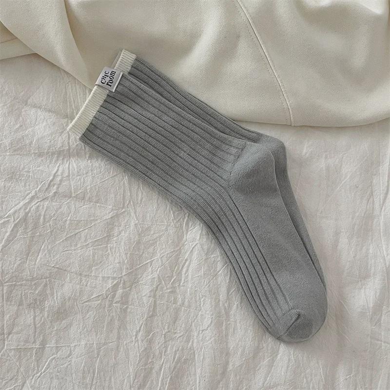 

Women s Korean Dongdaemun Color-Match Mid-Tube Cotton Socks with English Label - Trendy and Seamless Design One Size серый