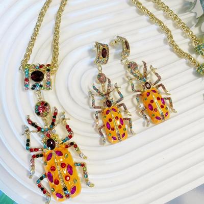 Vintage Imitation Enamel Scarab Necklace Stud Earrings Set Women'S Fashion Dripping Oil Beetle Necklace Set