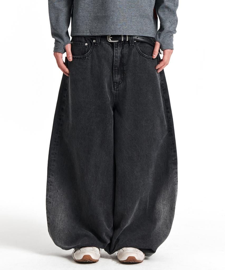 Gicheol Balloon Fit Denim Pants (Washed Black)
