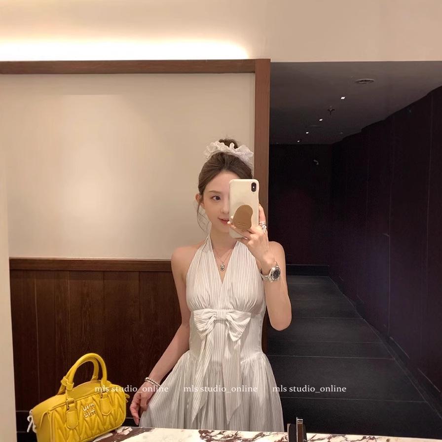 

Изысканное белое летнее платье халтер с V-образным вырезом и бантом на талии (Издание 2025 г.) XL [Premium Version]