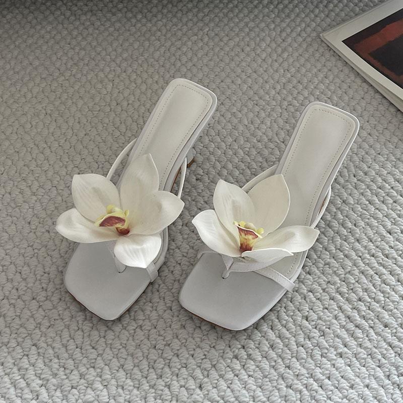 

Мода 2025 Новая Мода Цветок Женские Тонкие Каблуки Туфли-лодочки Шлепанцы Обувь Женские Шлепанцы Квадратный Носок Женские Босоножки на Каблуке Обувь Большой Размер 43 35 бежевый