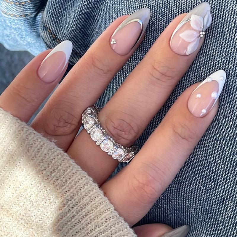 24Pcs Nude Pink Gradient French Tip Press On Nails Mid Length Almond Shape With Pearl Gold Chain Polka Dot False Nail Tips