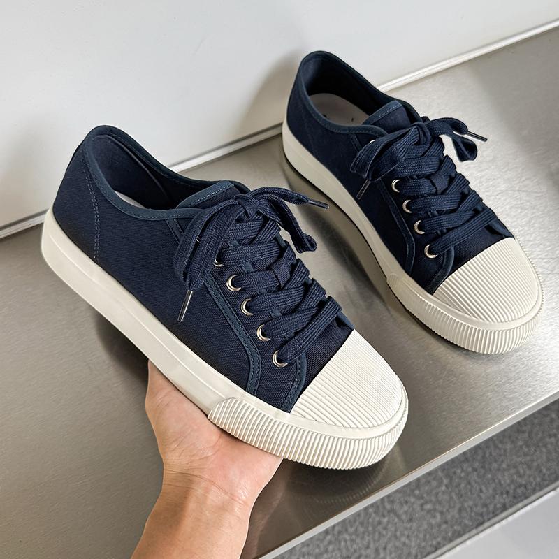 Men's Canvas Shoes Versatile Lightweight and Comfortable Student Shoes Fashionable Trendy Simple and Casual Board Shoes