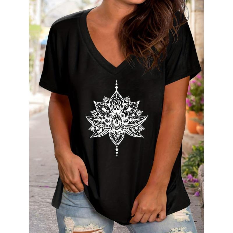 Lotus Print Large Size Women's V-Neck Short Sleeve T-Shirt