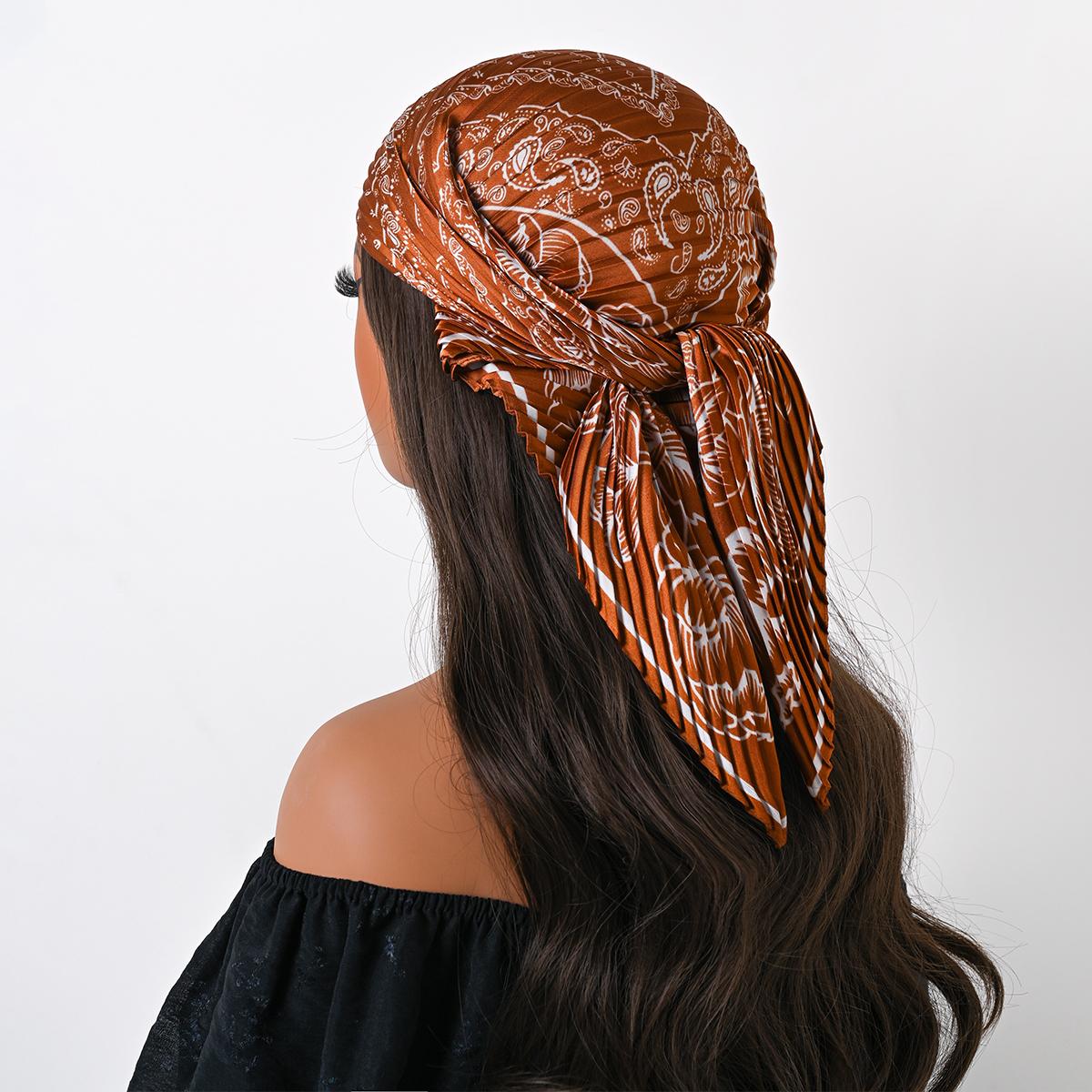 

Bohemian Style Floral Print Women’S Square Pleated Silk Scarf Satin Head Wrap Tropical Leaf Flower Design Scarves Bandana Hijab