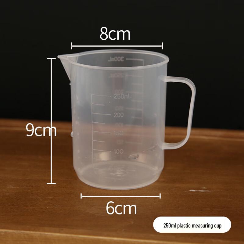 Graduated Plastic Measuring Cups