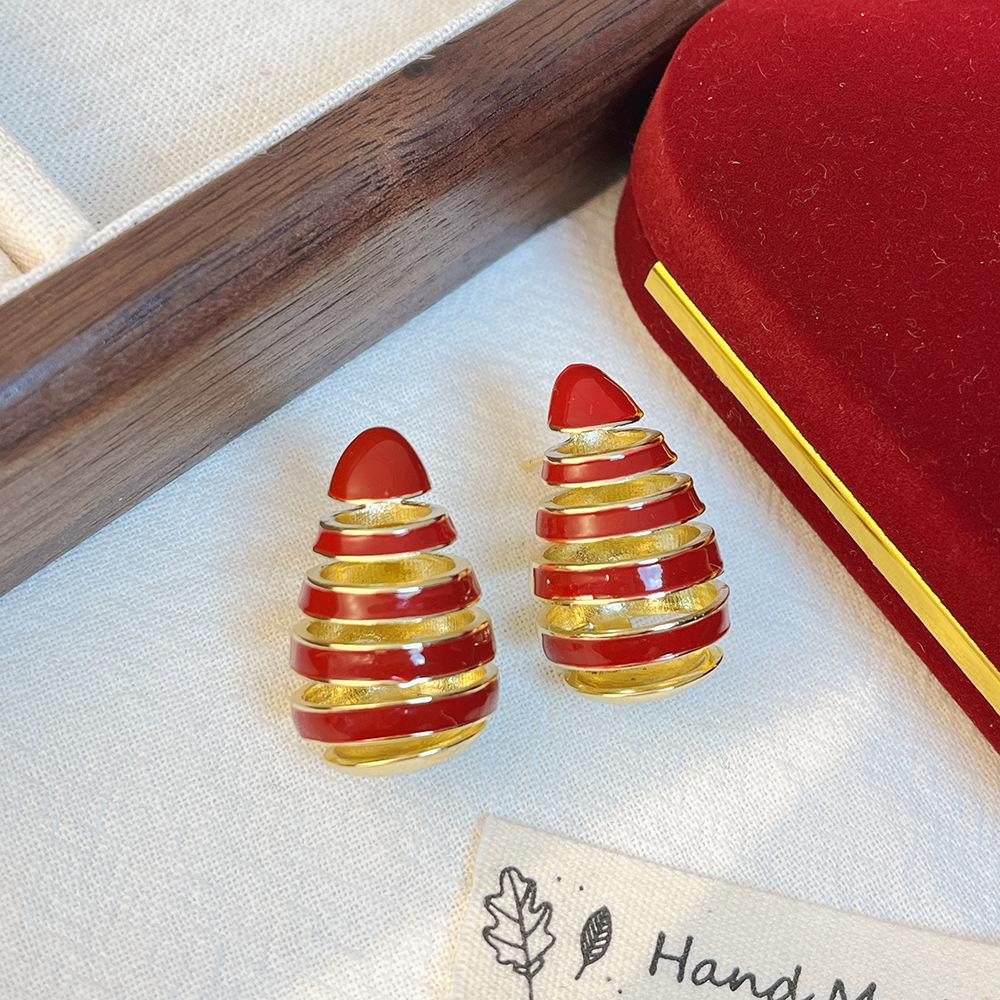 

Women s elegant spiral earrings красный