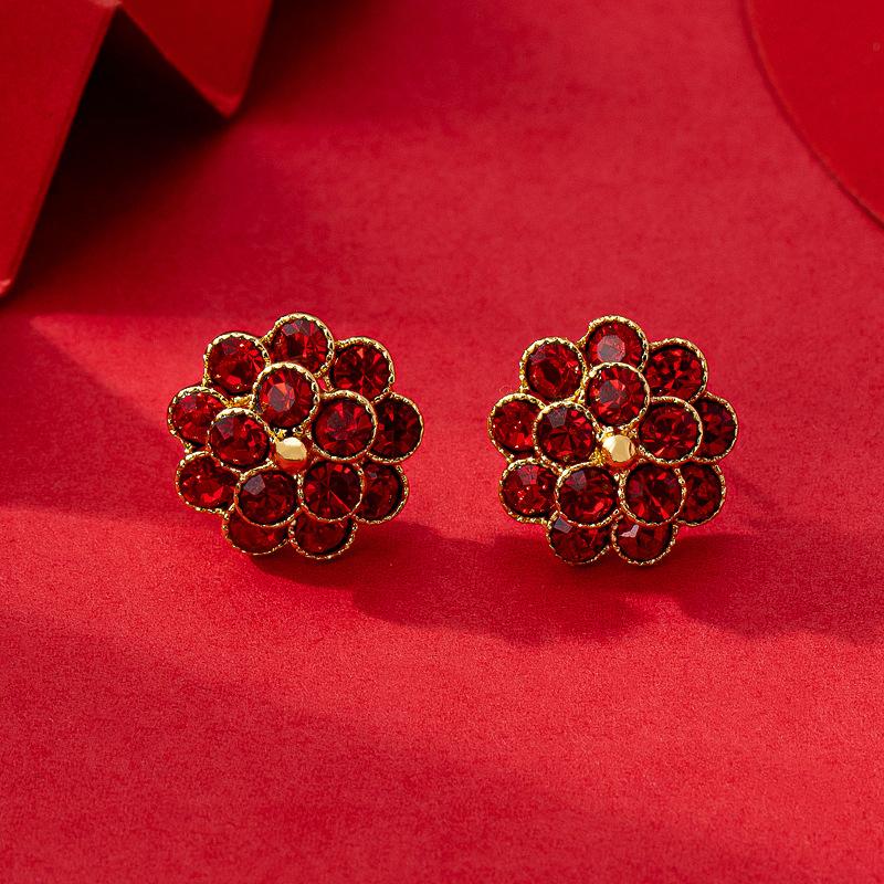 Fashion Exquisite Red Flower Earrings Women's Stud Earrings Tide Ethnic Style Temperament Celebrity High Sense Niche Earrings