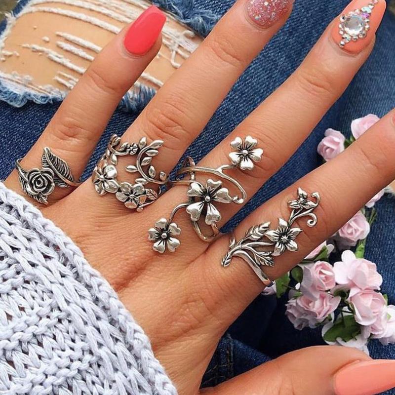 4pcs/set Antique Silver Color Vintage Bohemia Ring Set Rose Flower Rings for Women Charm Bohemia Floral Knuckle Ring