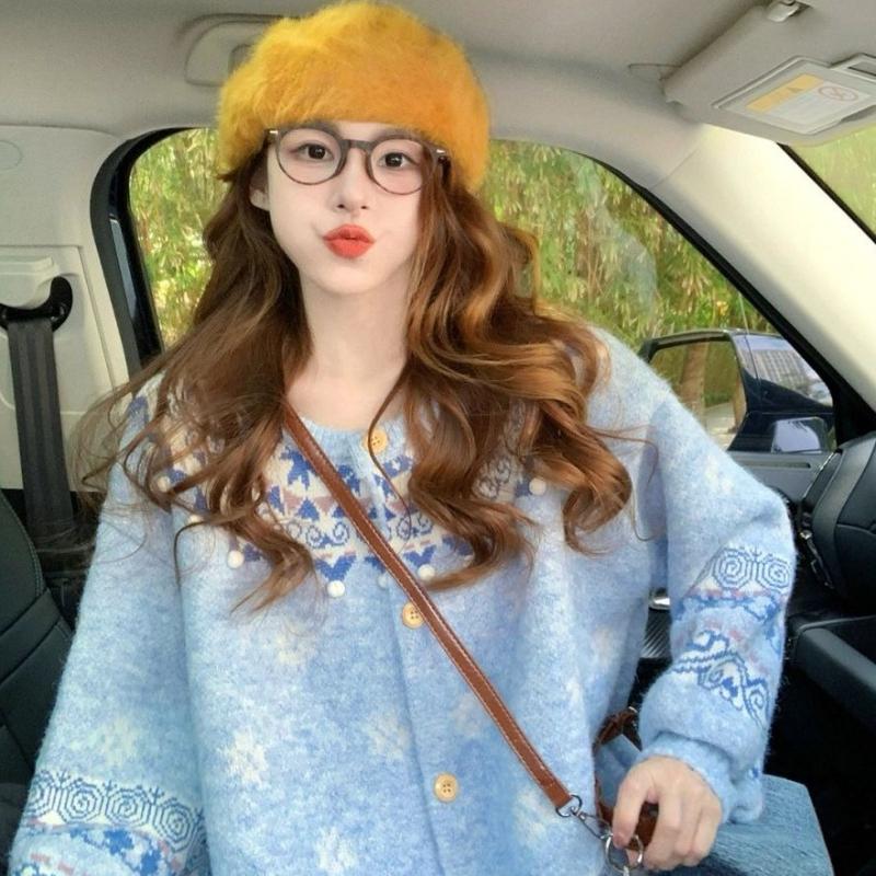 Jacquard Women's Sweater Blue Round Collar White Pom-poms Long Sleeved Cardigan Korean Version Autumn New Style Sweet Female Top