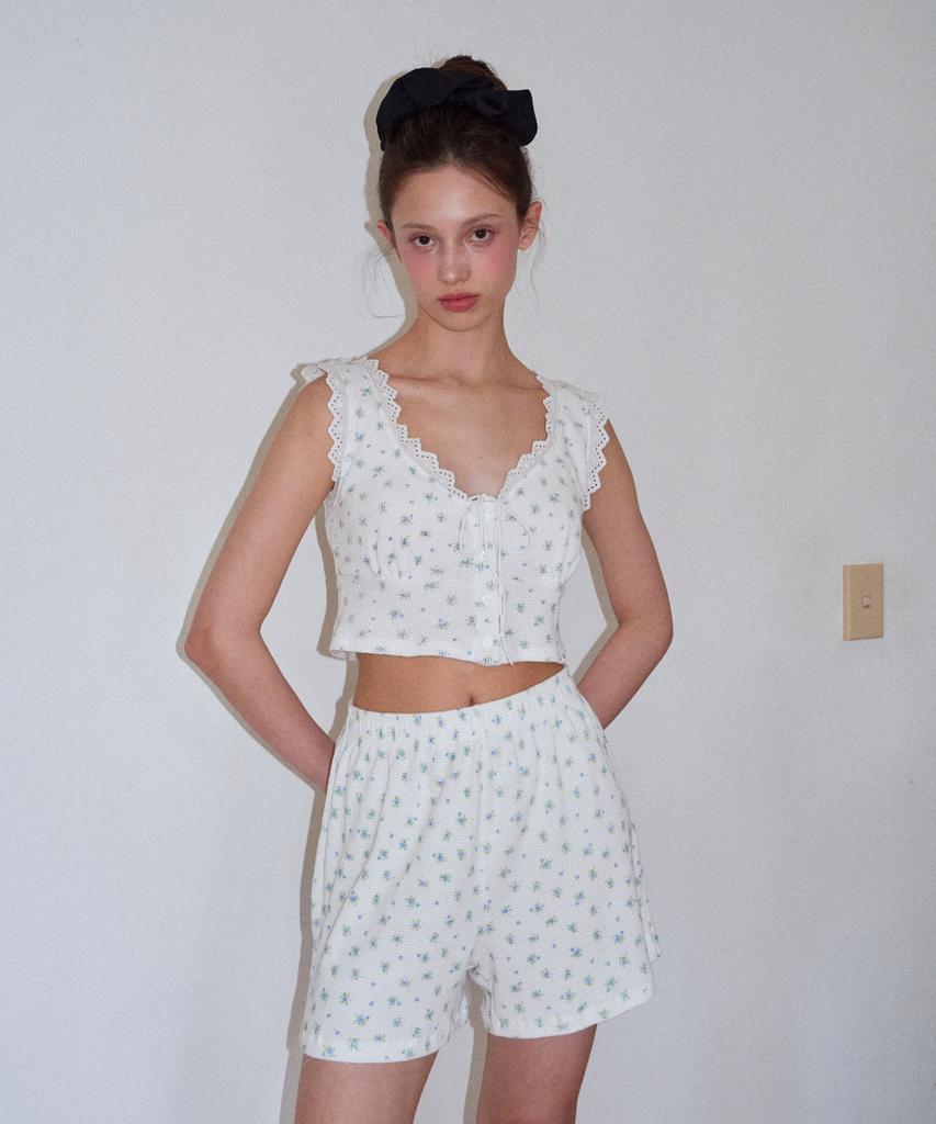 Loginaenloji Waffle Blooming Shorts White
