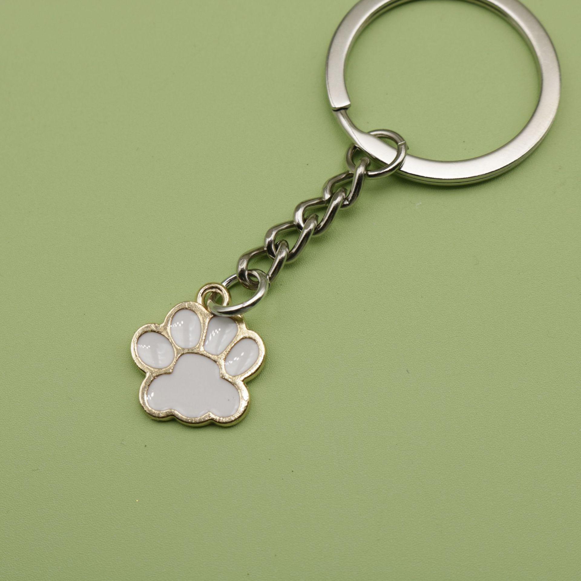 Hot Selling Simple Dog Paw Keychain Pendant
