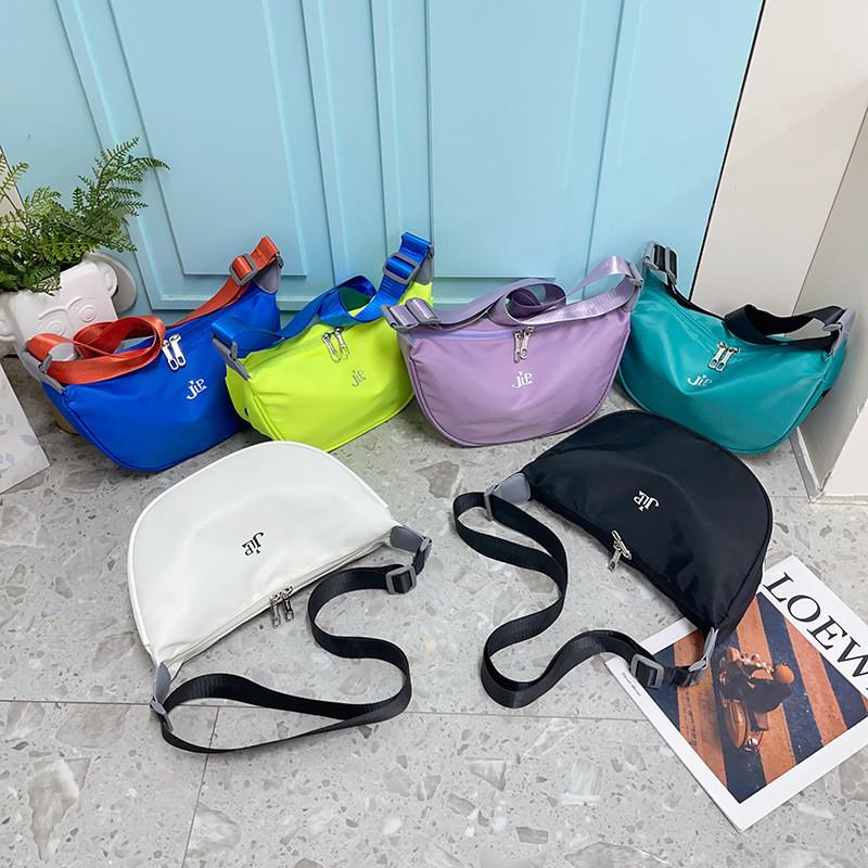 Trendy 2024 Unisex Large Capacity Dumpling Bag Casual Nylon Gym Shoulder Bag