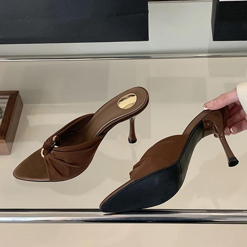 

Hollow Out Metal Decorations Women High Heels Summer Open Toe Party Women Sandals Comfortable Non-slip Beach Women Mueller Shoes 40 коричневый