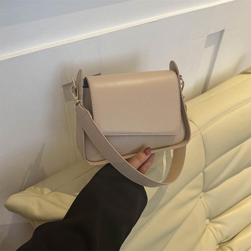 Modern Trendy Square Bag Sleek Pu Material Shoulder Bag For Daily Wear In Black White Blue And Khaki