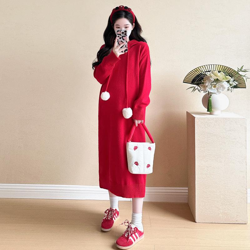 In Stock 2025 Winter Korean-Style Slimming Knit Maternity Dress for New Year s Eve One Size (95-150 jin)