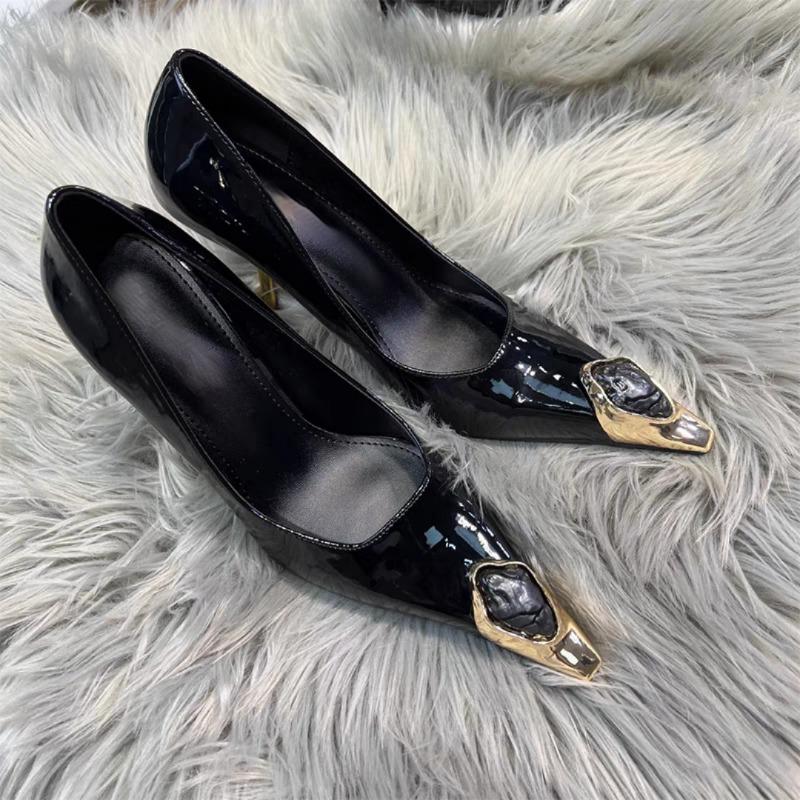 

Модные женские сандалии в стиле пэчворк черного и золотого цвета на высоком каблуке из лакированной кожи с квадратным носком, слипоны на шпильке с закрытой пяткой, роскошные летние туфли для платья 39 чёрный