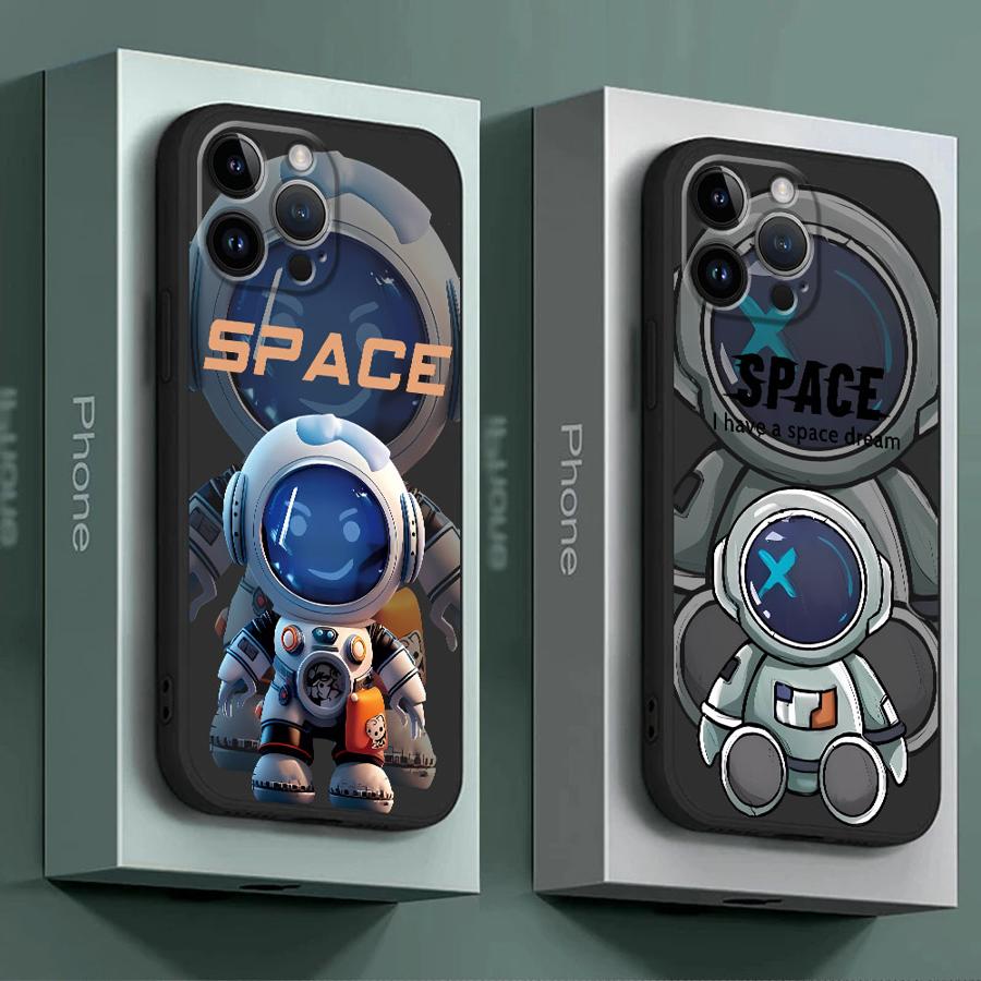 Luxury Space Astronaut Phone Case for iPhone 16 Pro 13 Pro 14 XR 12 Mini 15 Pro Max XS X 7 8 SE 11 13pro Cover Black Soft