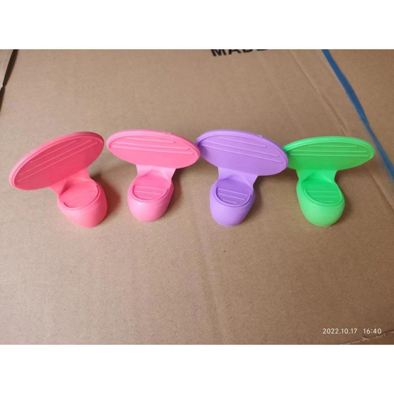 

Плотные силиконовые кухонные термостойкие перчатки для микроволновых мисок и тарелок 1000/box зелёный