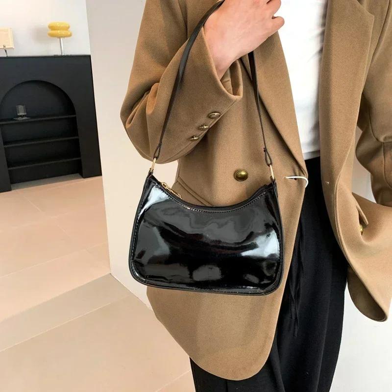 High Quality Zipper PU Solid Color Shoulder Bags Sewing Thread Youth High Capacity Hobos Fashion High Quality Hot Sale