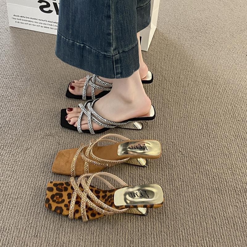 Slope Heel Leopard Print French Stunning Small Cool Slippers Fairy Shoes 2025 New Summer Comfortable Wear High Heel Temperament