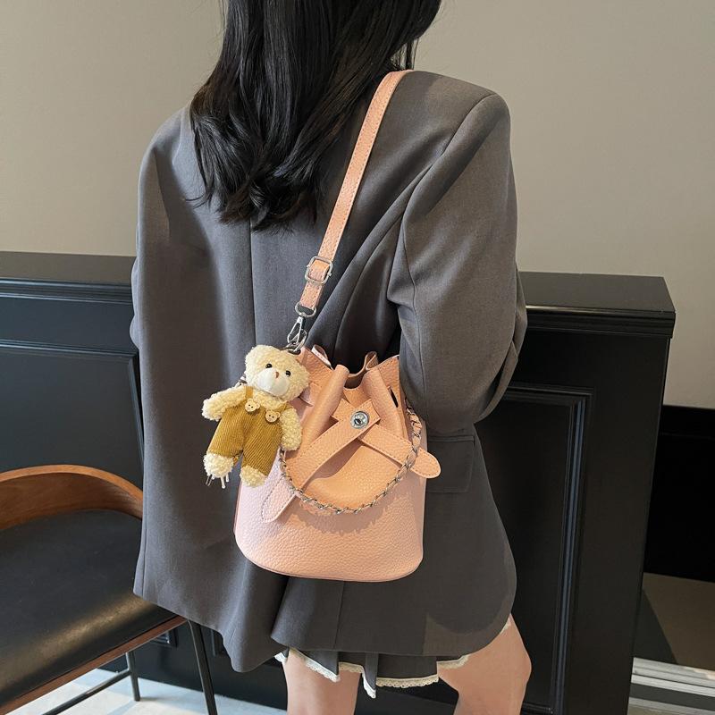 New Bag Women's Shoulder Bag Versatile Casual Messenger Bag