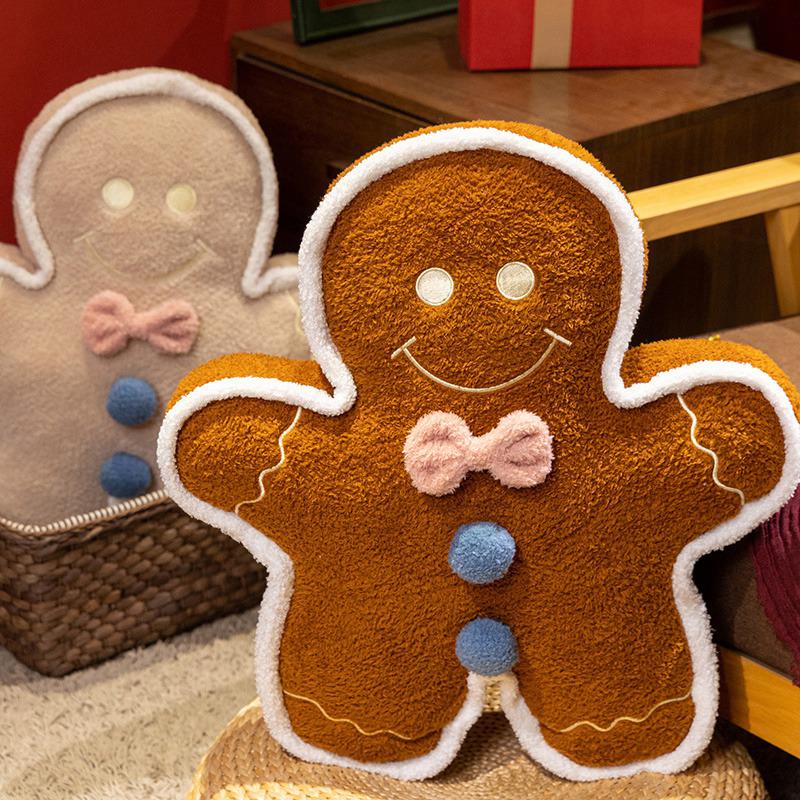 Gingerbread Man Hugging Pillow Plush Toy – Cute Christmas Tree Figurine