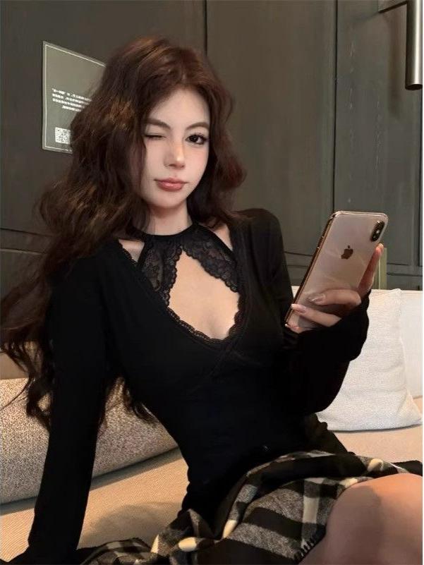 Lace Patchwork Two-Piece Halter Long Sleeve T-shirt for Women - Autumn Slim Fit Short Top