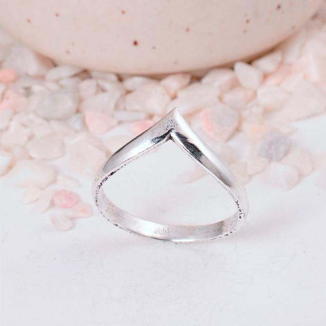 Minimalist Silver V-Shape Chevron Ring: Simple sleek design, perfect for stacking, midi-finger, or wedding band enhancer.