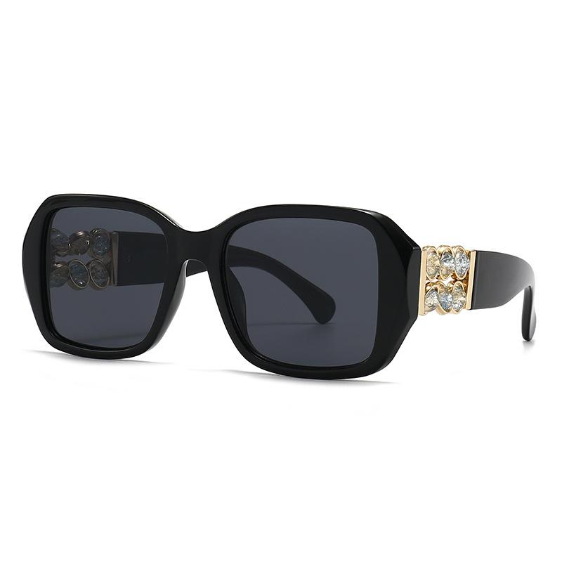 

New Fashion Luxury Classic Mach Six Beads Big Square Frame Women Sunglasses Vintage Brand Design Sun Glasses Oculos