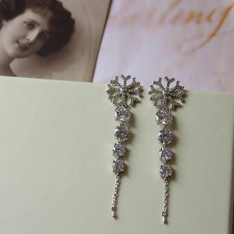 New Delicate Snowflake Link Earring Women with 4 Round Cubic Zircon Stone Wedding Party Daily Wear Best Gift Earring Jewelry