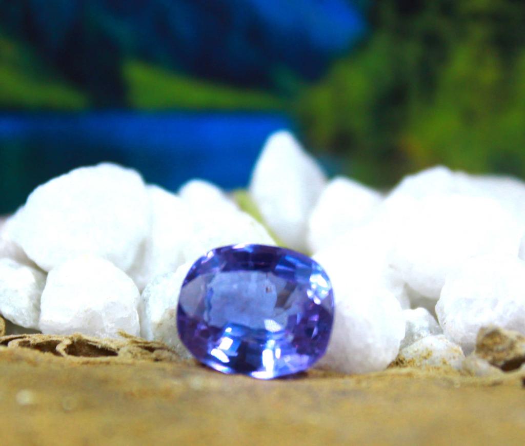 7.35 Carat Unique Quality Purple Alexandrite Cushion Shape Russia Certified Gemstone SN582