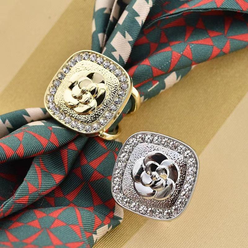 Rose Scarf Buckle Versatile Hem Knot Scarf Decoration 2pc