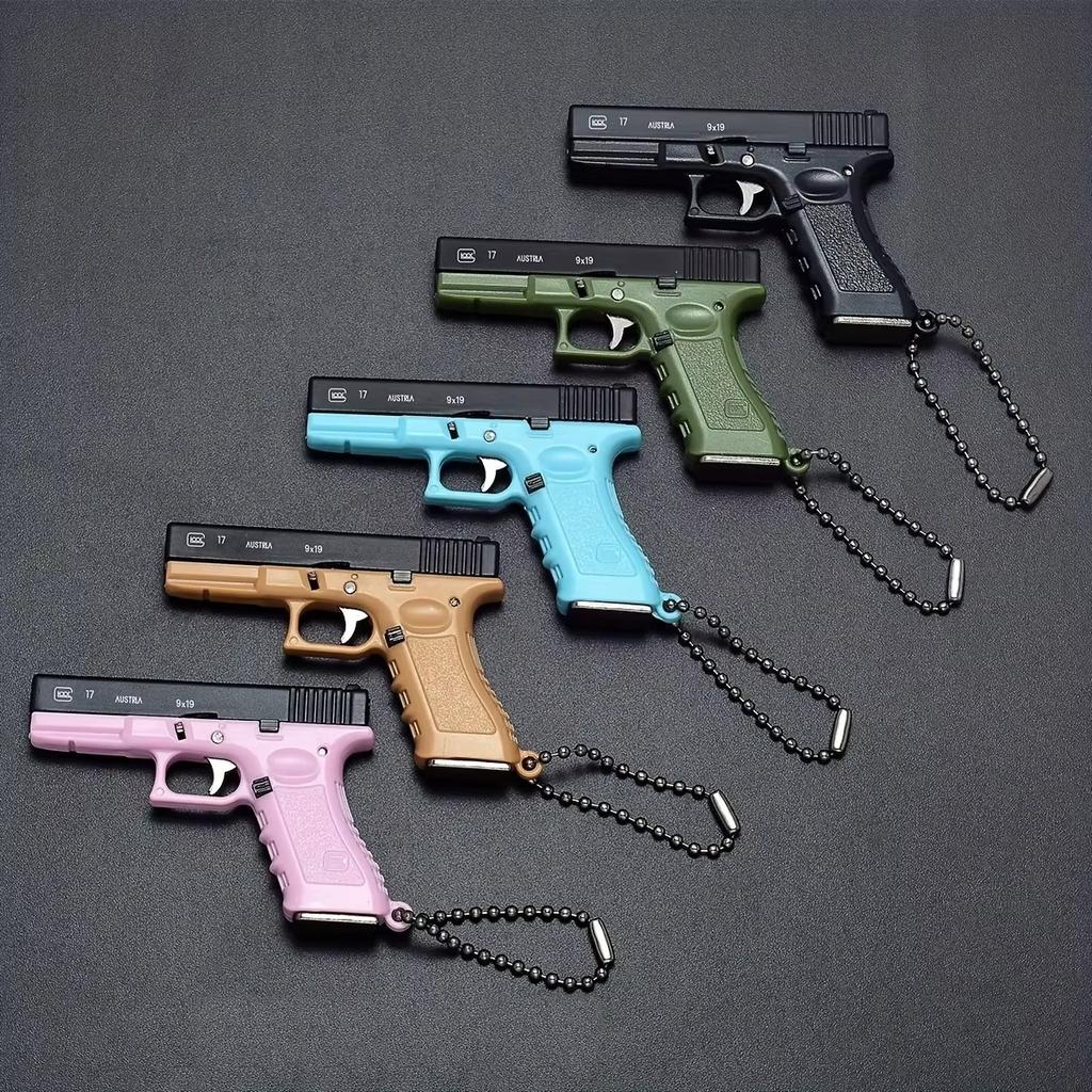 1:3 G17 Semi Alloy Pistol Keychain Gun Model Assemble Disassemble Toy Gun Weapon Party Gift for Adult Kids